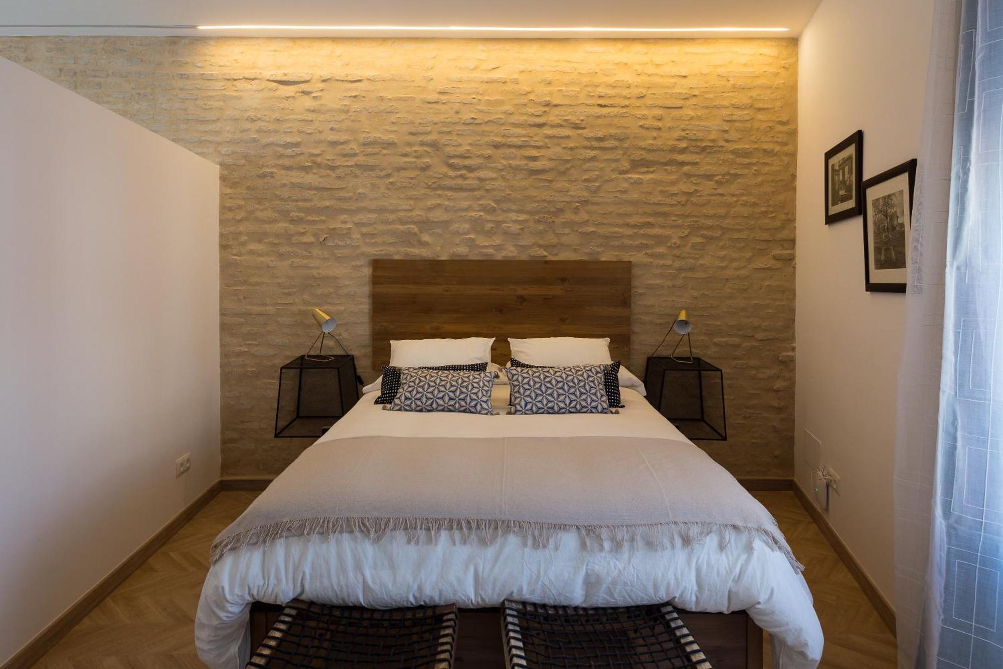 Center Apartment Fully Eqquiped Opcional Breakfast Sevilla Bagian luar foto