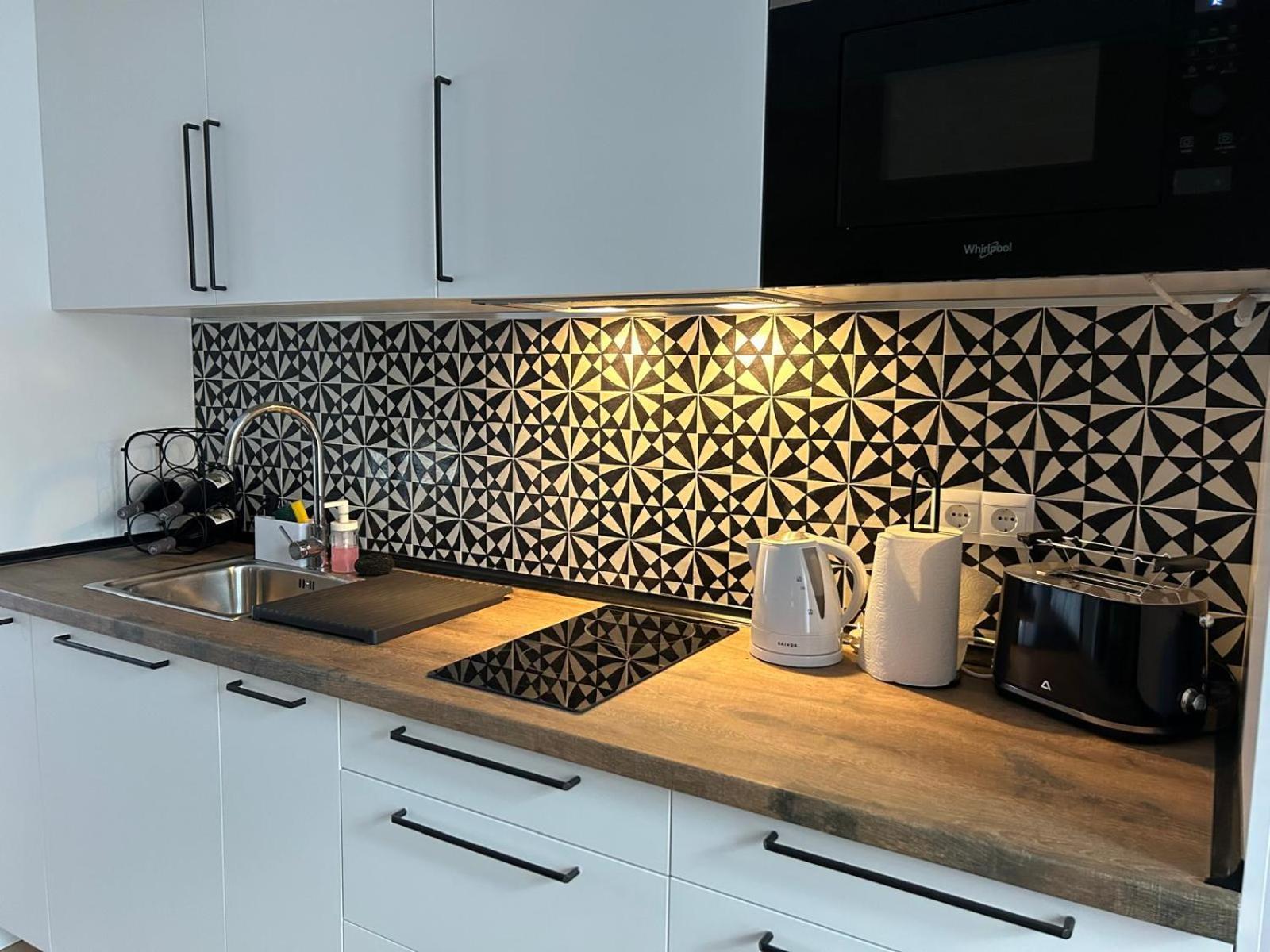 Center Apartment Fully Eqquiped Opcional Breakfast Sevilla Bagian luar foto