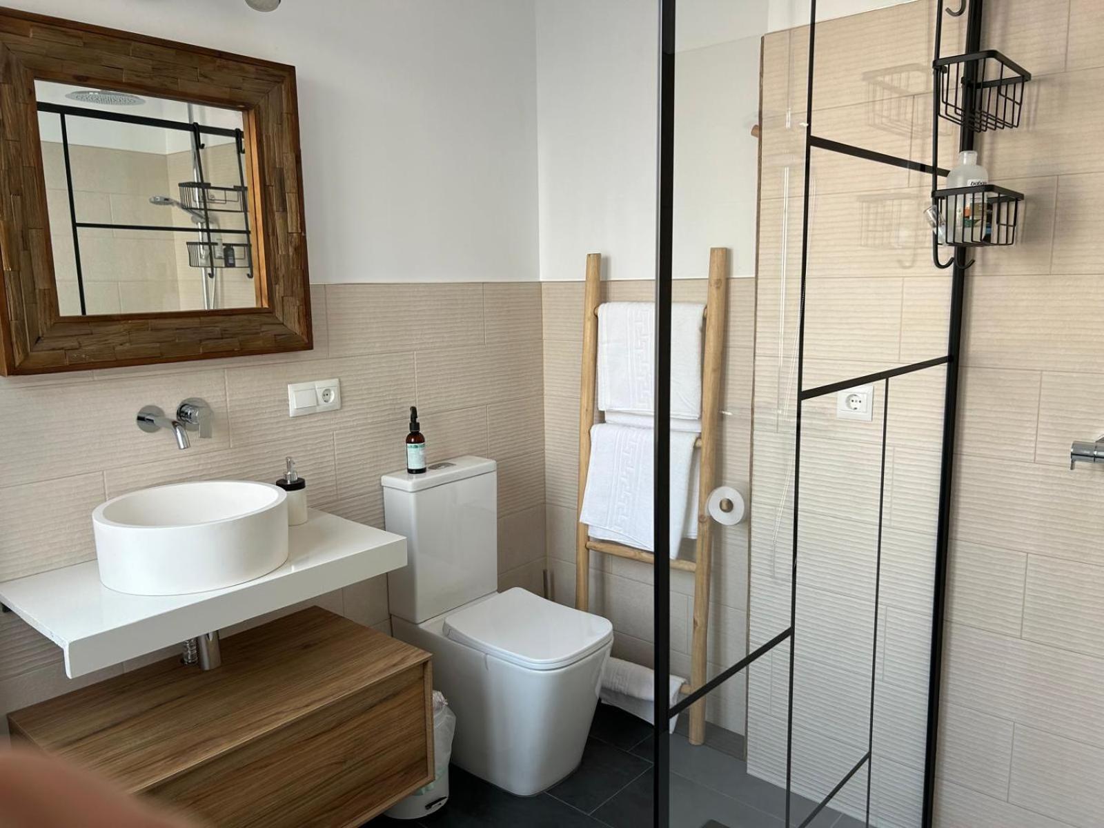 Center Apartment Fully Eqquiped Opcional Breakfast Sevilla Bagian luar foto