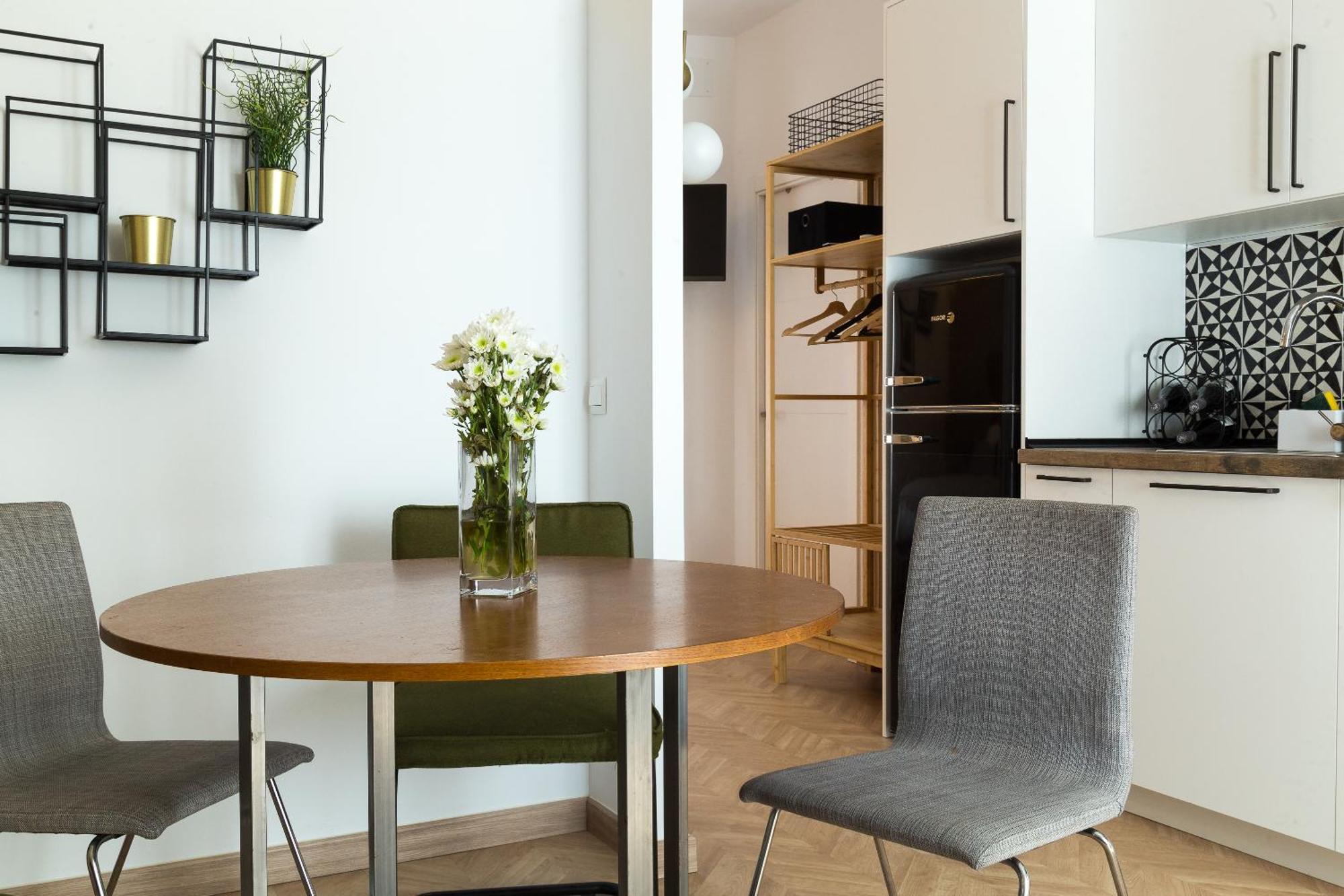 Center Apartment Fully Eqquiped Opcional Breakfast Sevilla Bagian luar foto
