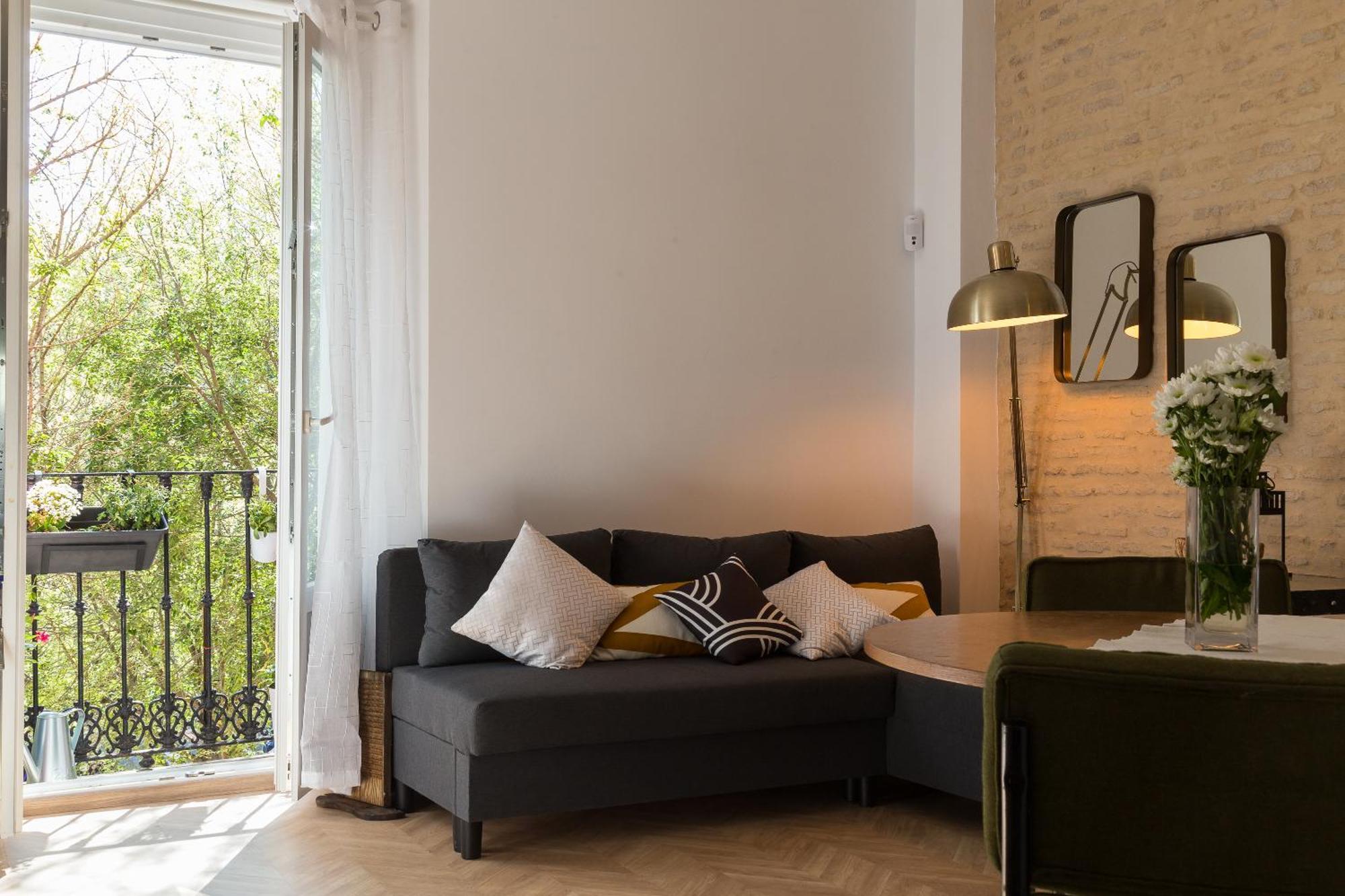 Center Apartment Fully Eqquiped Opcional Breakfast Sevilla Bagian luar foto